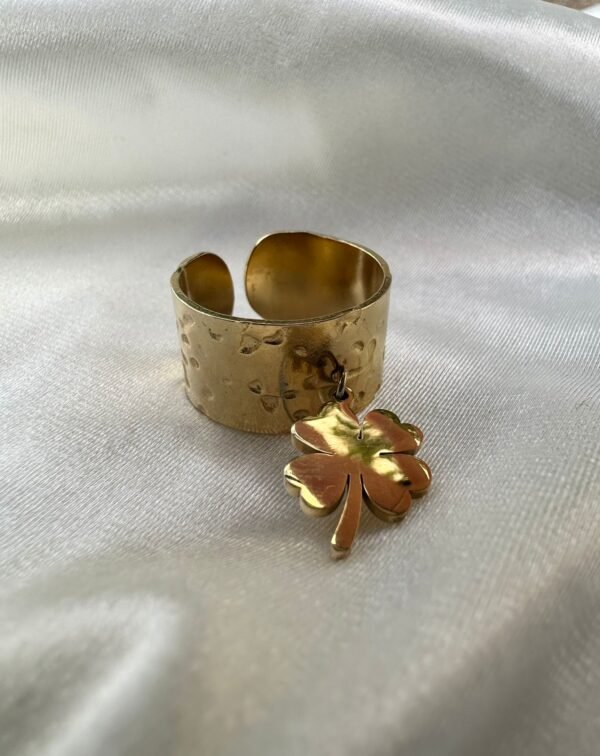 Bague trèfle or